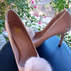 Shiekh blush Patton leather heels w/blush (real) furr pom pom